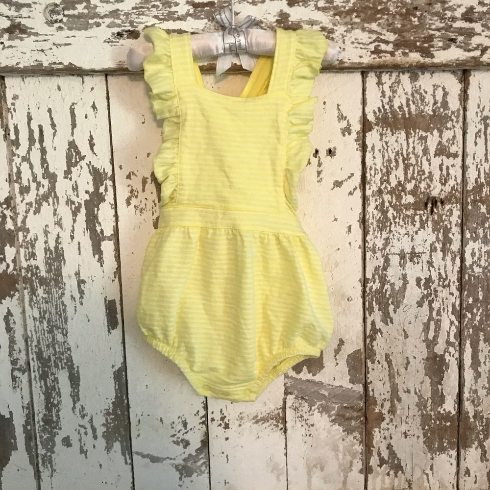 Cat and Jack toddler romper lemon yellow cotton